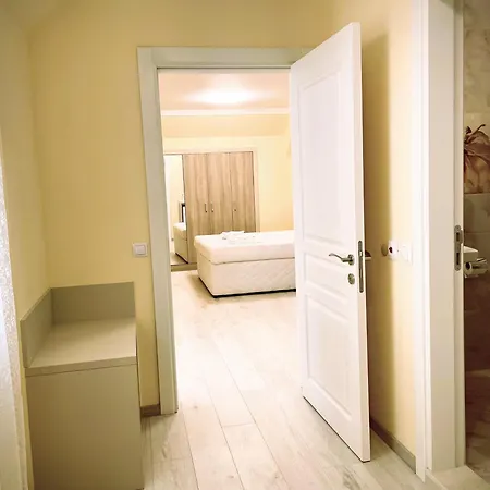 Aparthotel Sea View Free Parking