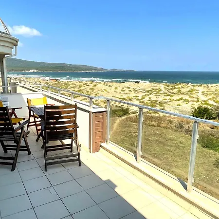 Apart-hotel Sea View Free Parking 4*